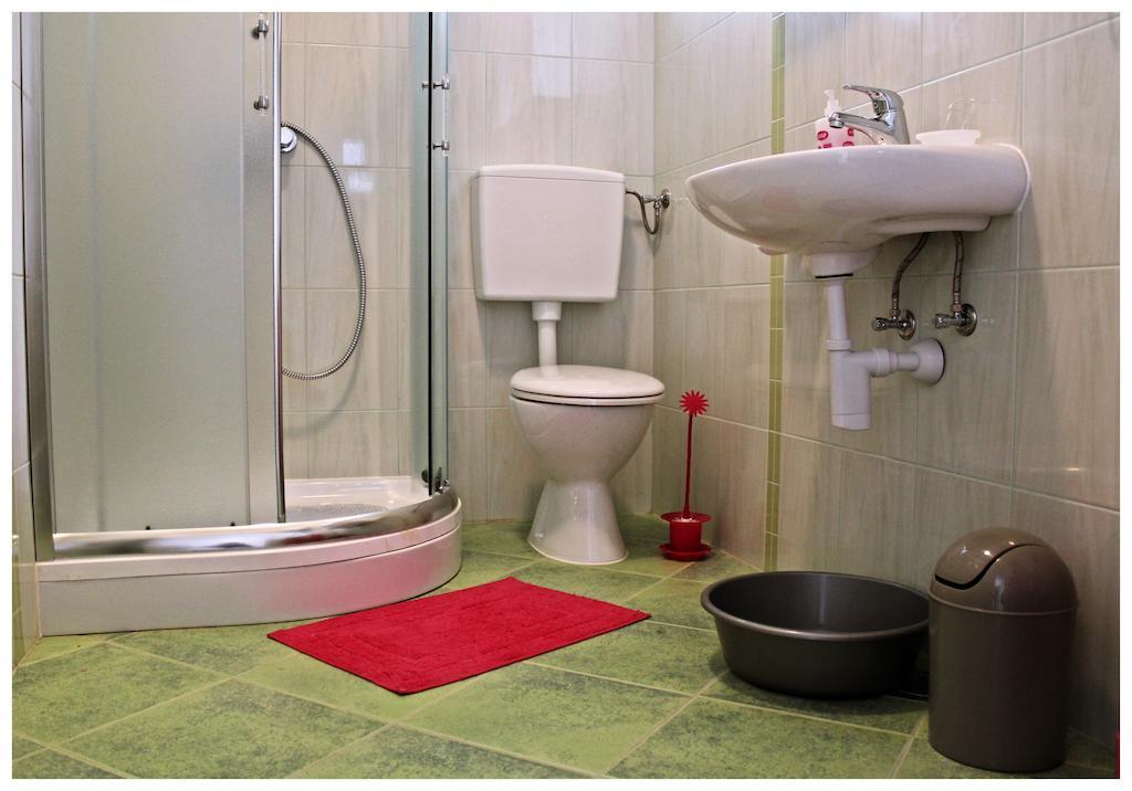 Apartments & Room Dijana โตรกีร์ ภายนอก รูปภาพ
